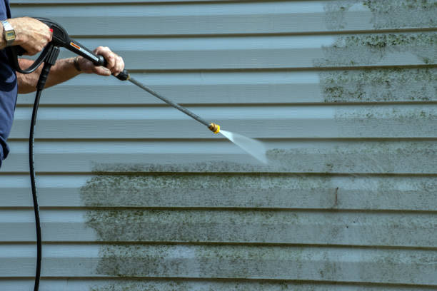 Best Garage Pressure Washing  in Hopwood, PA